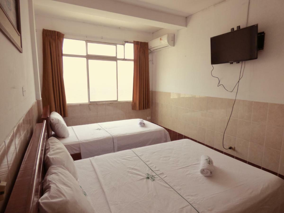 Hotel Aloe Uka Икитос Екстериор снимка