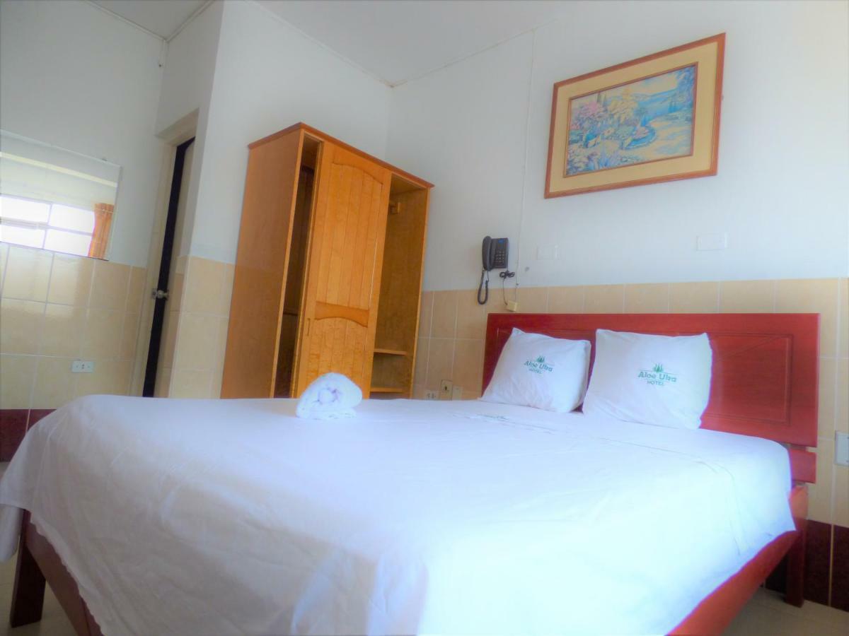 Hotel Aloe Uka Икитос Екстериор снимка